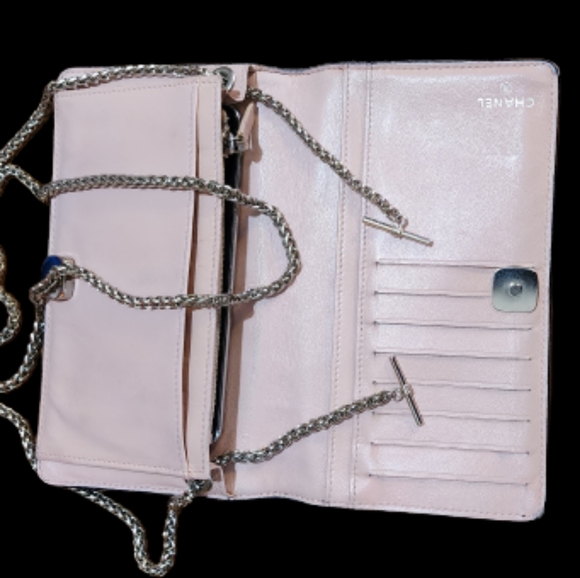 Chanel WOC wallet on chain - Picture 3 of 12